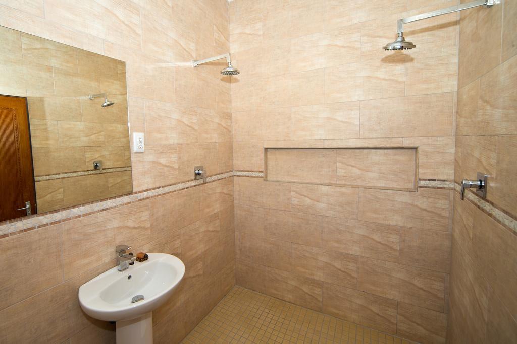 Casa Forno Country Hotel Otjiwarongo Kültér fotó